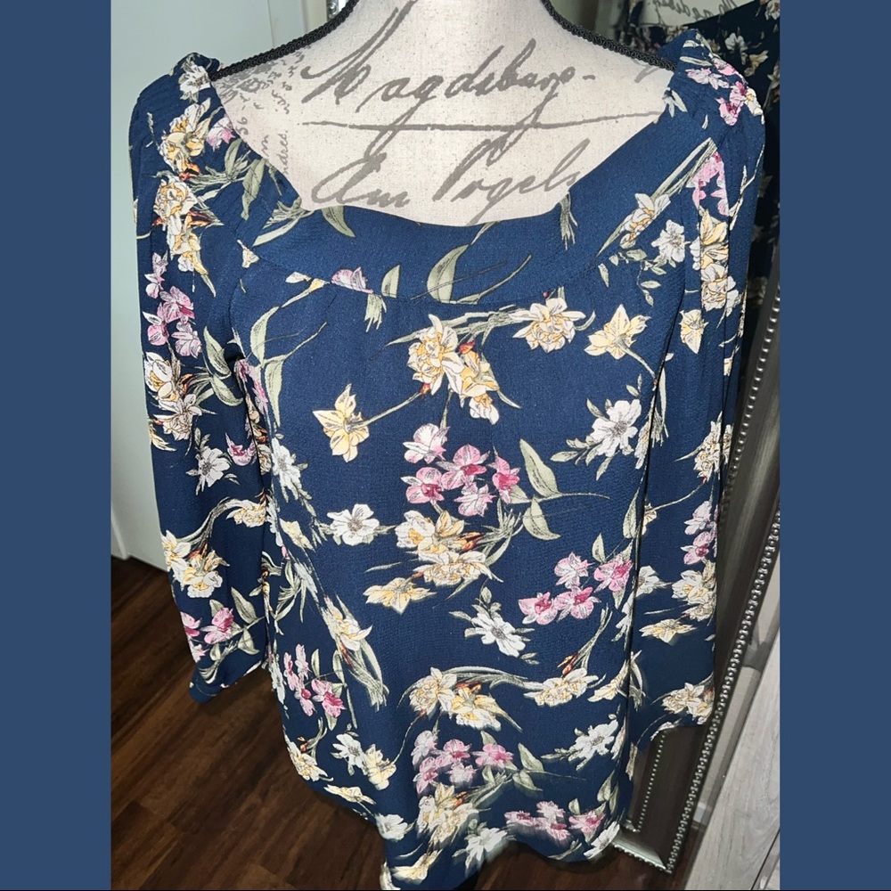 Blue flower off the shoulder Top
